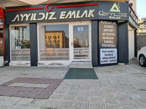 Ayyıldız Emlak dış cephe
